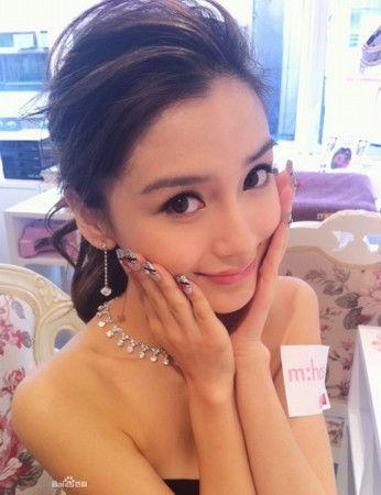 娱乐吃瓜酱美颜图片